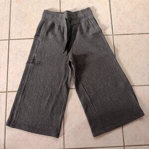 Lululemon Heathered Core Dark Grey Retreat Yourself Crop